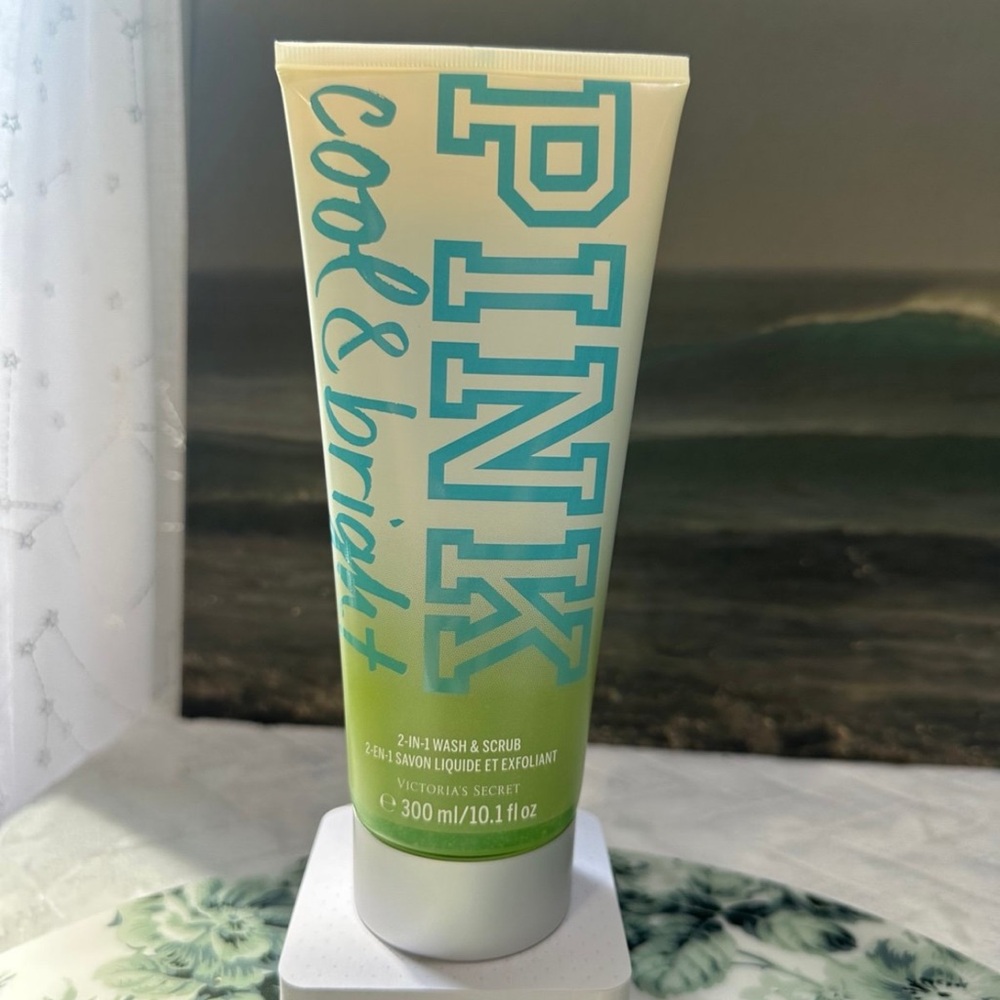 New Victorias Secret Pink 2-In-1 Body Scrub & Wash Cool & Bright Tube